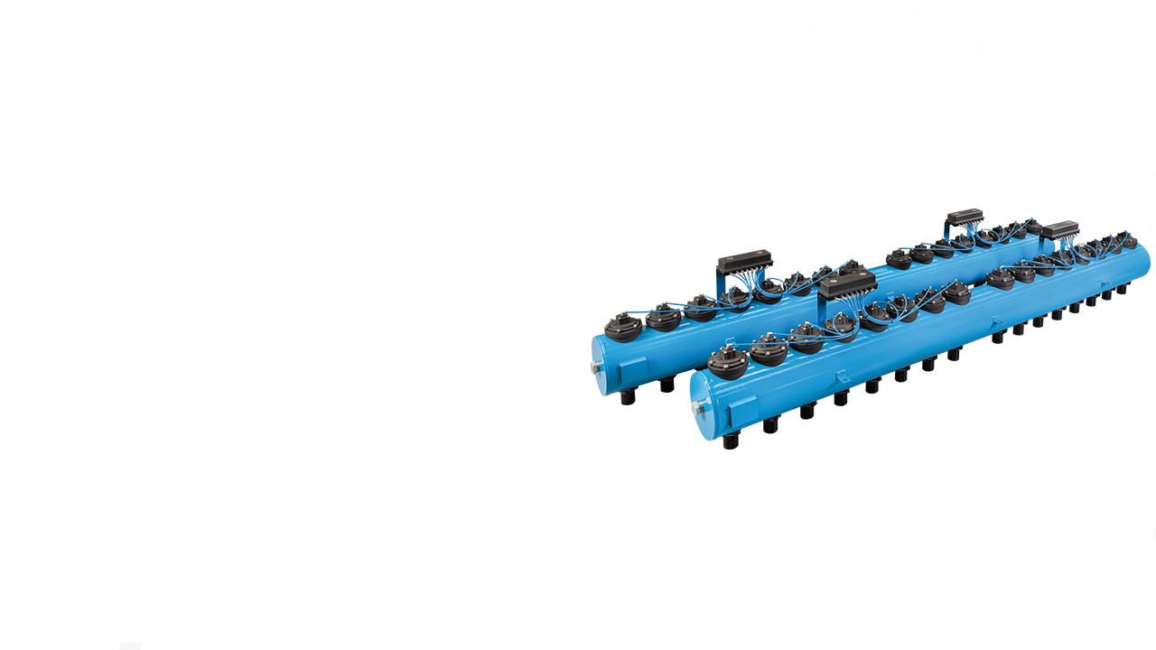 Header tank system configuration